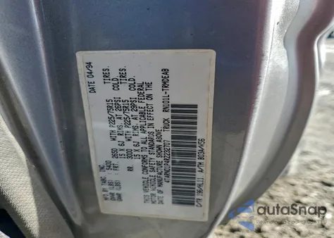 1994 Toyota Pickup 1/2 Ton Short Wheelbase Dx z USA, uszkodzony, nr VIN 4TARN01P4RZ232707